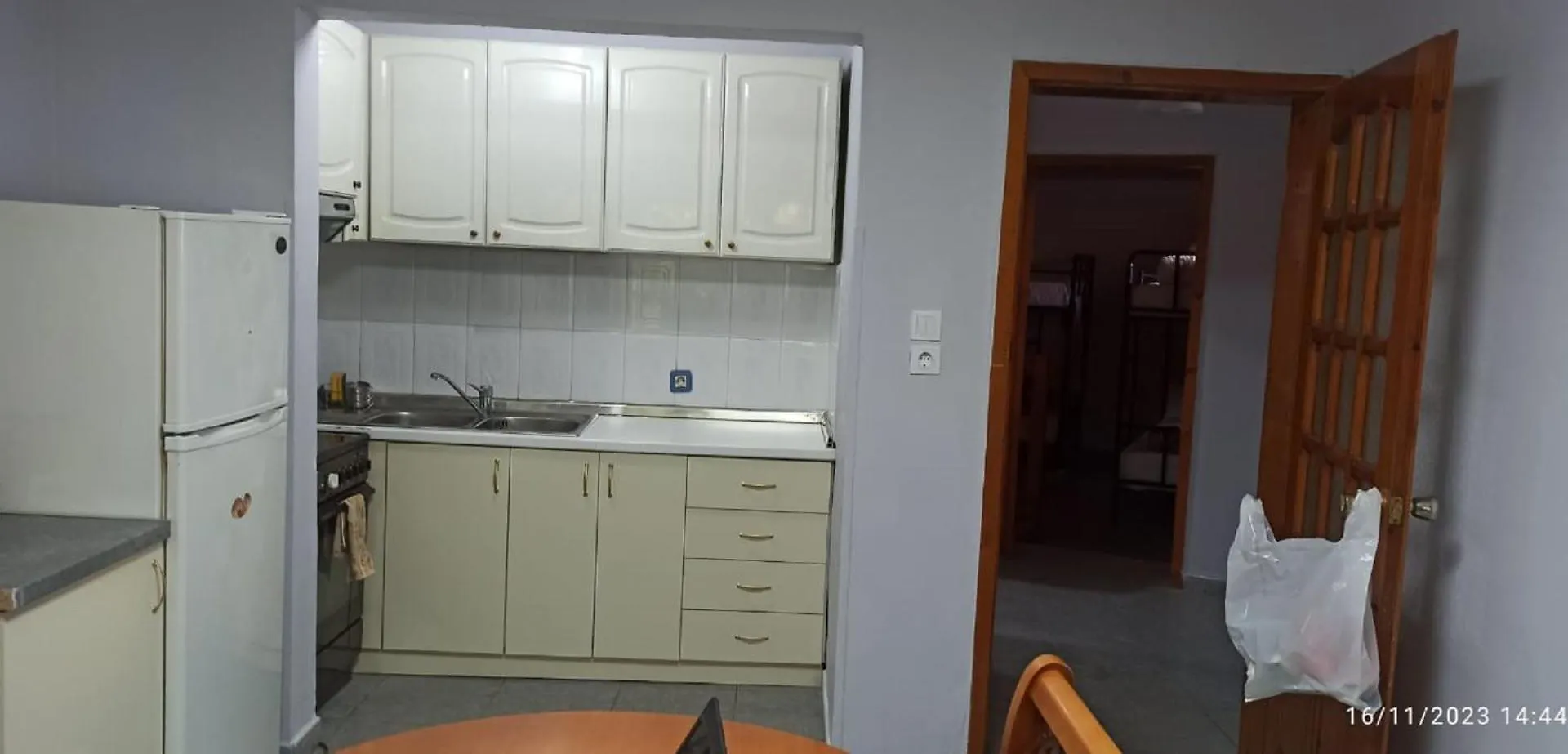 Royal 2 Hostel Opposite Nalu Bar Tirana