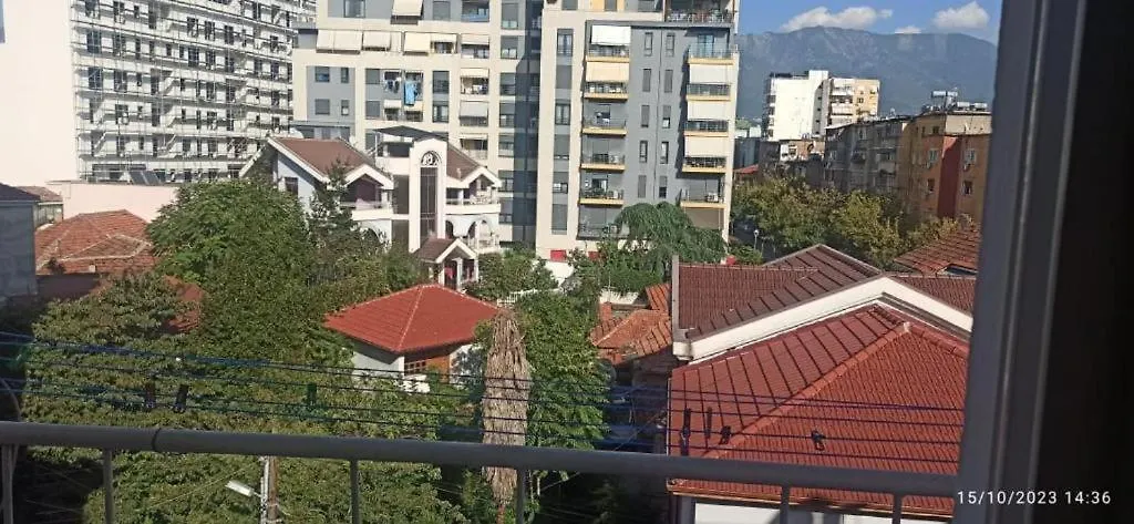 Royal 2 Hostel Opposite Nalu Bar Tirana 0*,  Albanien
