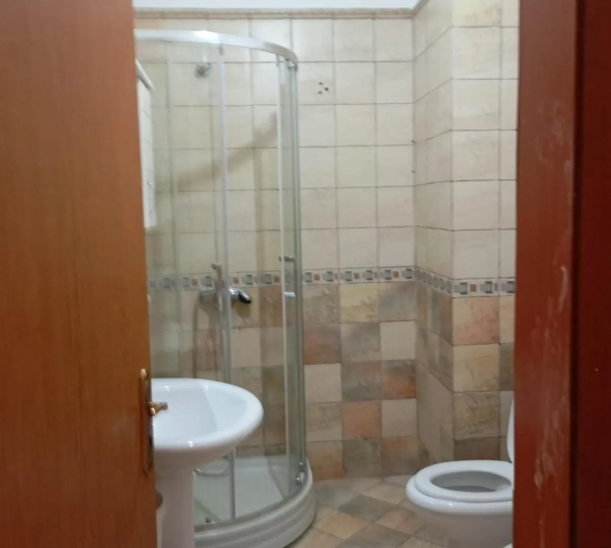 Royal 2 Hostel Opposite Nalu Bar Tirana 0*,  Albanien
