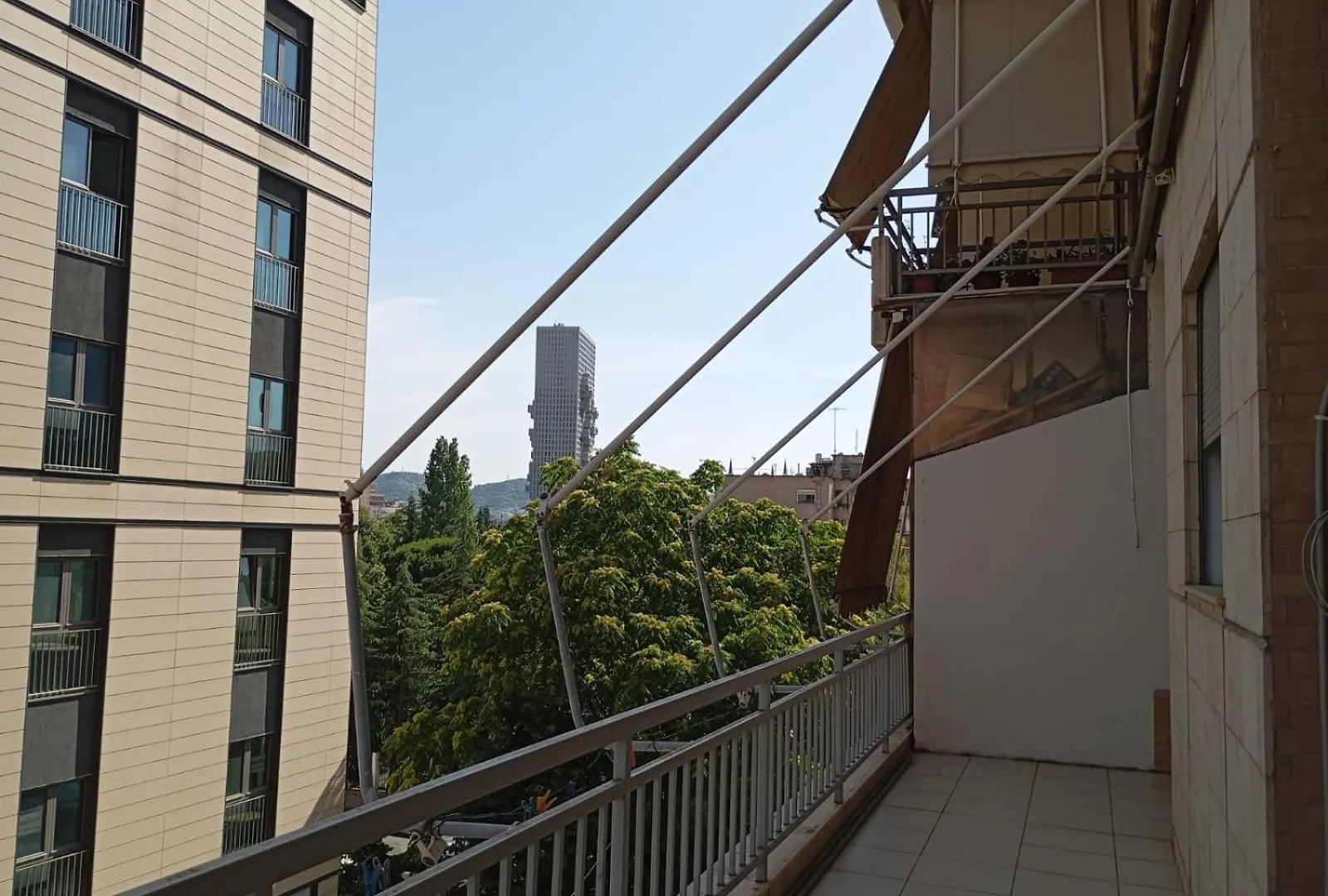 Royal 2 Hostel Opposite Nalu Bar Tirana 0*,