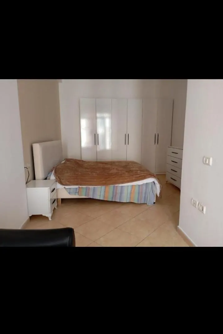 Royal 2 Hostel Opposite Nalu Bar Tirana 0*,  Albanien